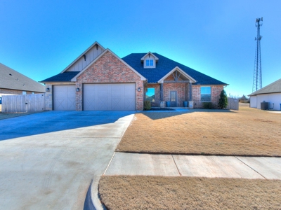 Home For Sale In Tuttle, Oklahoma - image 4