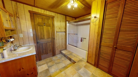 1 1/2 Story Log Home With 12.28 Acres± - image 32