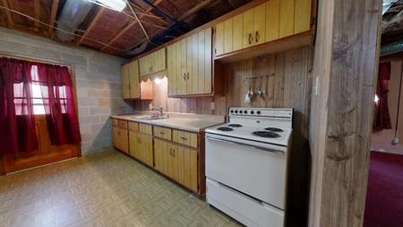 1 1/2 Story Log Home With 12.28 Acres± - image 38