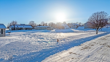 .35 acre lot Linden Dr Woodbine, IA Harrison Co. - image 2