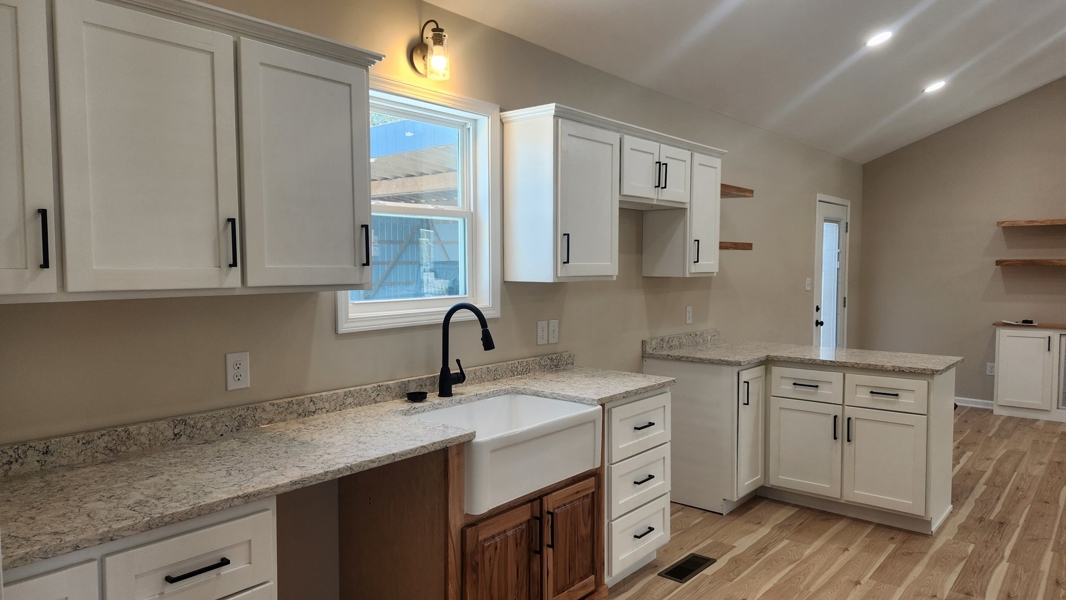 New kitchen-Appliances negotiable