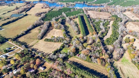 Uncover the Ultimate Retreat in South Hill, Virginia - image 1
