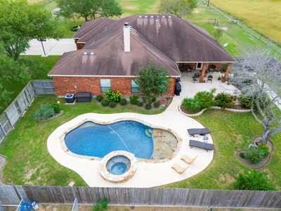 Country Home on 4.06 Acres in Nueces County - image 14