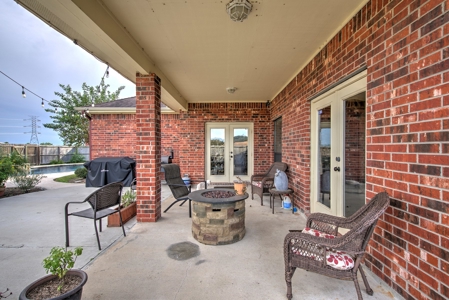 Country Home on 4.06 Acres in Nueces County - image 8