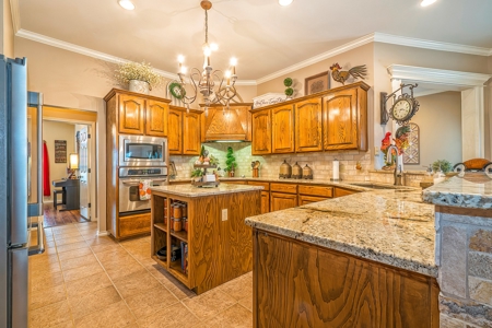 Country Home on 4.06 Acres in Nueces County - image 32