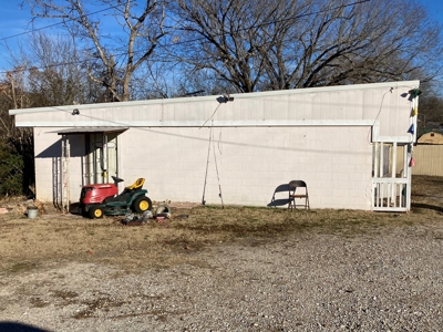 Fixer-Upper Home For Sale In Calico Rock, Arkansas - image 1