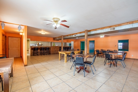 Commercial/Residential Property for Sale in Lawrenceburg, TN - image 8