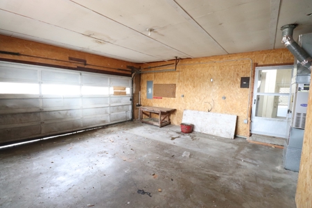 Ranch Home: Investors-Remodeler's-Home Owners - image 28
