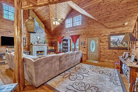 Country Home for Sale in Wayne County Tennessee - image 6