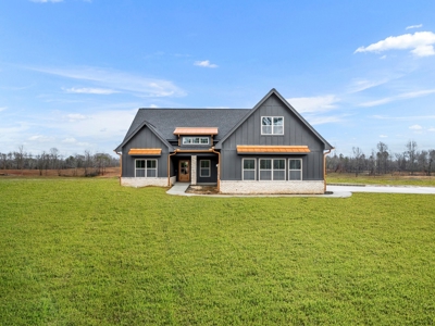Custom Home For Sale In Tennessee - image 1