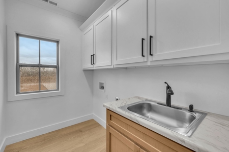 Custom Home For Sale In Tennessee - image 38