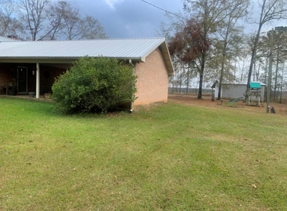 County Home on 11 Acres Franklin County Smithdale MS - image 24