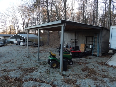 1995 Clayton Mobile Home on 1 Acre in Waynesboro, Tn. - image 32