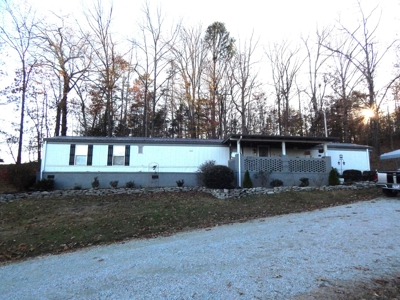 1995 Clayton Mobile Home on 1 Acre in Waynesboro, Tn. - image 1