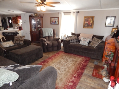 1995 Clayton Mobile Home on 1 Acre in Waynesboro, Tn. - image 7