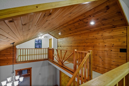 Exquisite Equine Property with Cedar Log Home, Mountain View - image 18