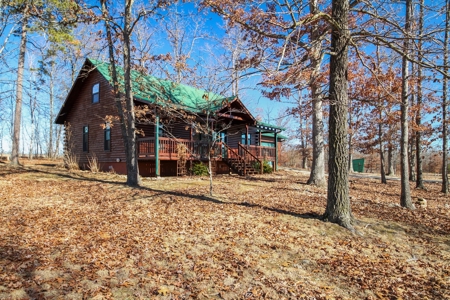 Exquisite Equine Property with Cedar Log Home, Mountain View - image 34