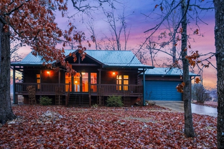 Exquisite Equine Property with Cedar Log Home, Mountain View - image 26