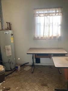 2BR/2BA Home in Quiet Iraan Neighborhood - Priced to Sell! - image 4