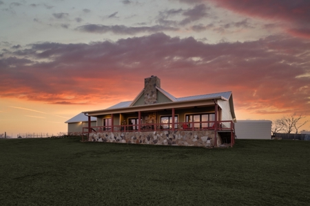 East Texas Cattle & Horse Ranch for Sale Winona Smith County - image 41