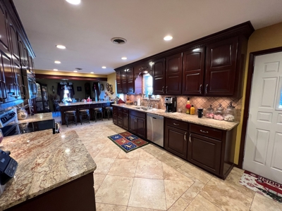 Southeast Oklahoma Country Home & Shop For Sale - image 11
