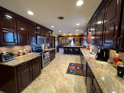 Southeast Oklahoma Country Home & Shop For Sale - image 9