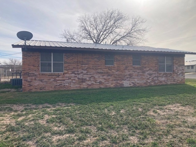 307 Third, Iraan, TX - image 9