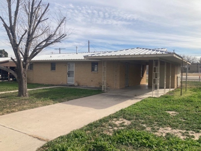 Property for sale Iraan, Texas - image 2