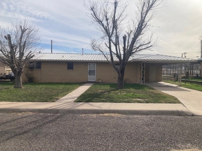 Property for sale Iraan, Texas - image 1