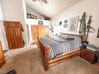 Country Home for Sale on Small Acreage in Lewistown, Montana - image 9