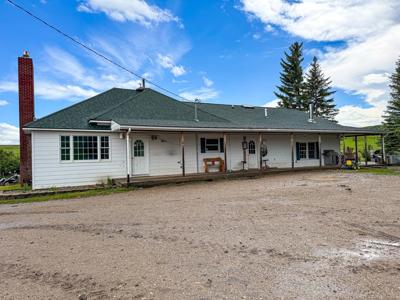 Country Home for Sale on Small Acreage in Lewistown, Montana - image 34