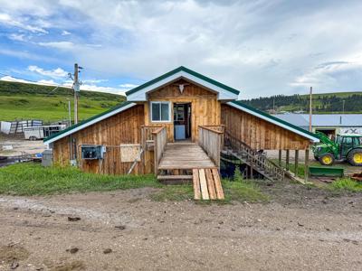 Country Home for Sale on Small Acreage in Lewistown, Montana - image 38