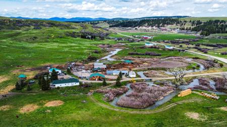 Country Home for Sale on Small Acreage in Lewistown, Montana - image 20