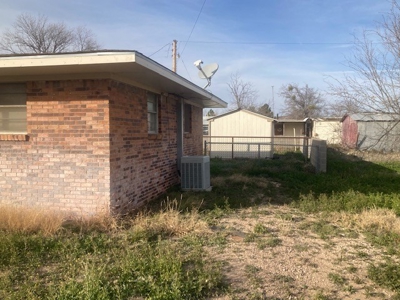 3 bedroom / 2 bath home in West Texas - image 9