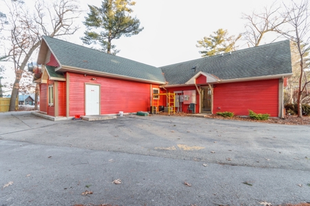 Commercial Restaurant Property For Sale or Lease- Waupaca WI - image 2