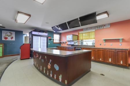 Commercial Restaurant Property For Sale or Lease- Waupaca WI - image 6