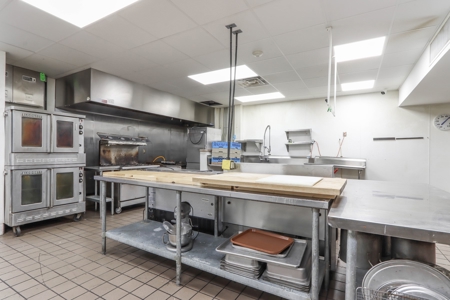 Commercial Restaurant Property For Sale or Lease- Waupaca WI - image 14