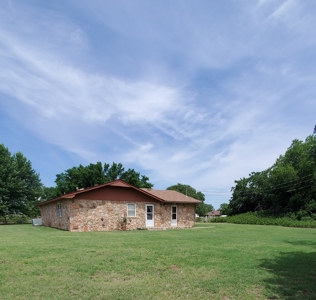 Home with Spectacular Views In Freedom, OK - image 8