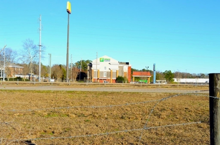 4.5 Acres Commercial Land for Sale with I-55 Frontage - image 12
