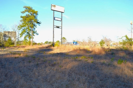 4.5 Acres Commercial Land for Sale with I-55 Frontage - image 16