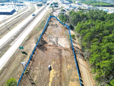 4.5 Acres Commercial Land for Sale with I-55 Frontage - image 2