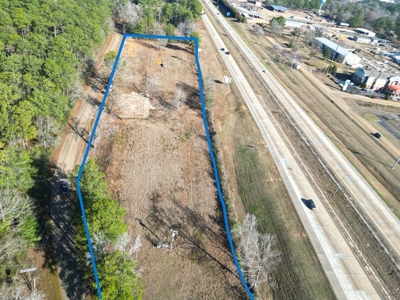 4.5 Acres Commercial Land for Sale with I-55 Frontage - image 6