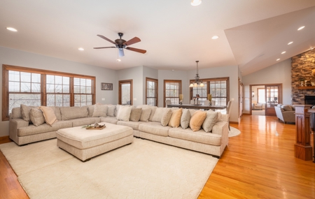 Luxury Country Home For Sale, Acreage Near Meramec River, MO - image 30