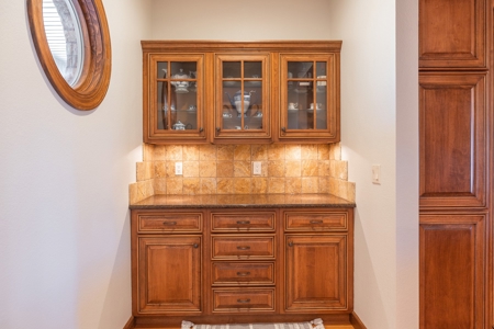 Luxury Country Home For Sale, Acreage Near Meramec River, MO - image 37