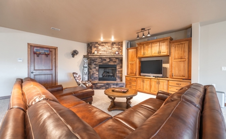 Luxury Country Home For Sale, Acreage Near Meramec River, MO - image 49