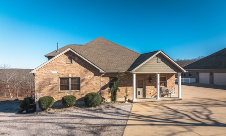 Luxury Country Home For Sale, Acreage Near Meramec River, MO - image 7