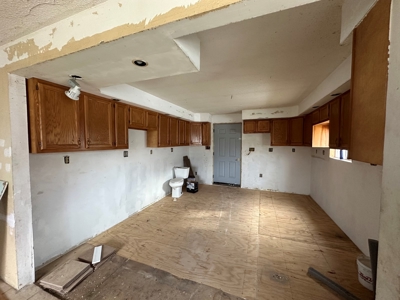 Albia Iowa Home For Sale - image 11