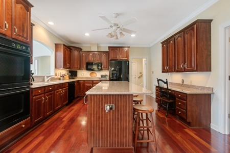 Albemarle Plantation Home With Creek Frontage - image 15
