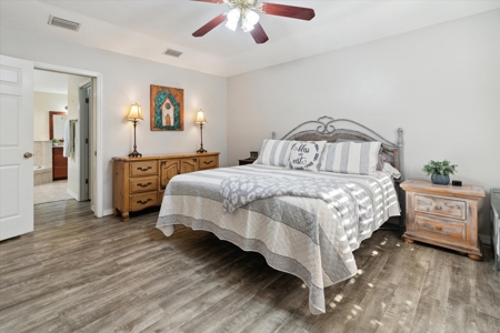 Stunning Brick Home With Land For Your Family & Animals - image 33
