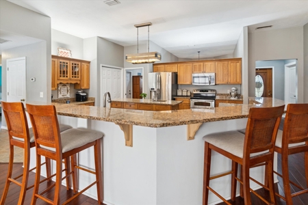 Stunning Brick Home With Land For Your Family & Animals - image 17